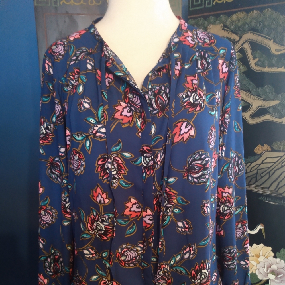 EXPRESS Women's Blouse